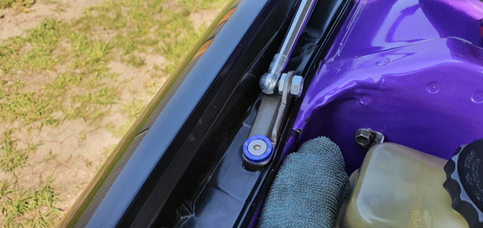 Газовые упоры под капот … — Toyota Caldina (210), 2 л, 1998 года ...