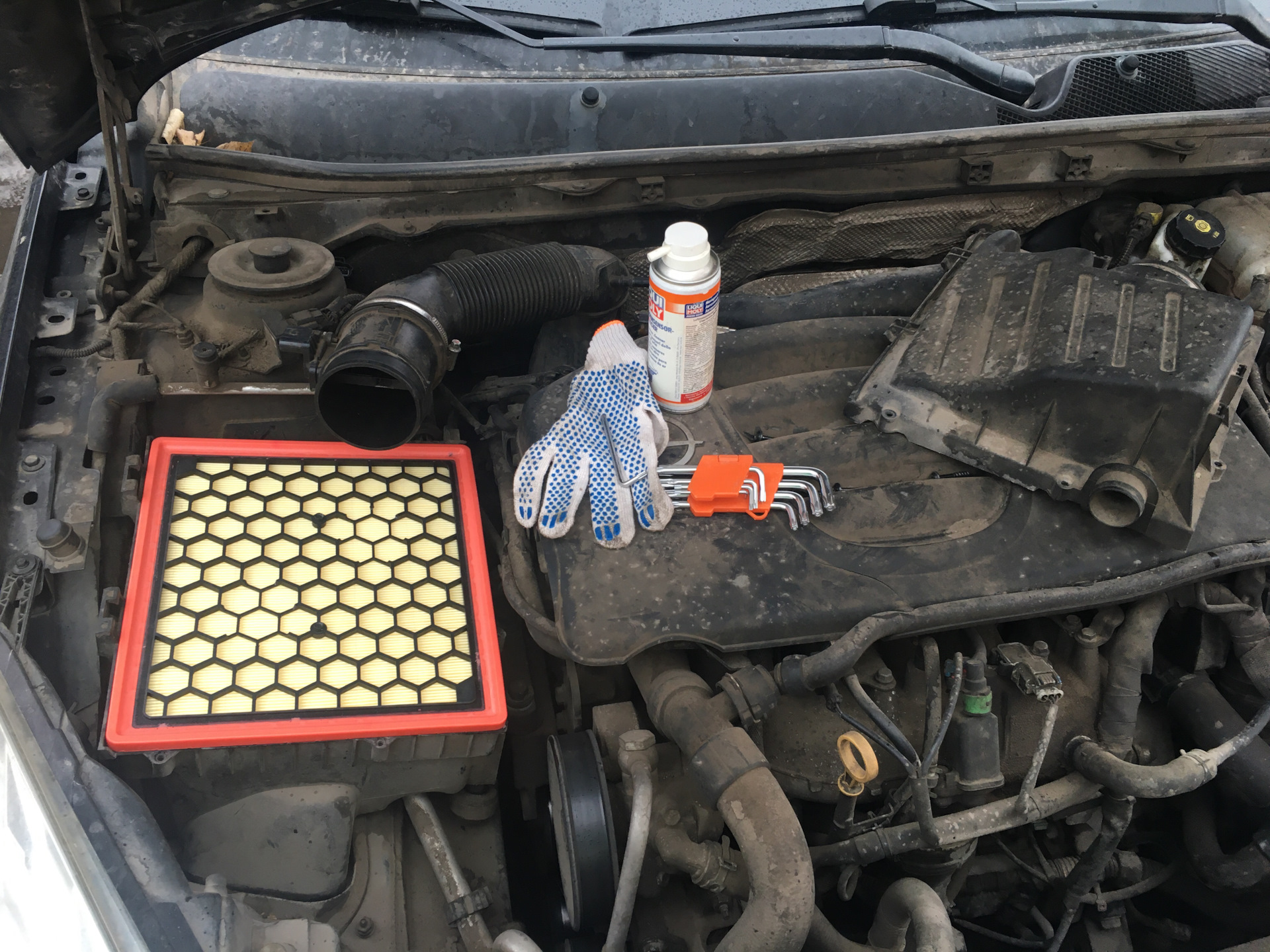 Опель инсигния фильтр воздушный. Воздушный фильтр нулевого сопротивления. 6. Воздушный фильтр опель инсигния. Опель инсигния фильтр воздушный.