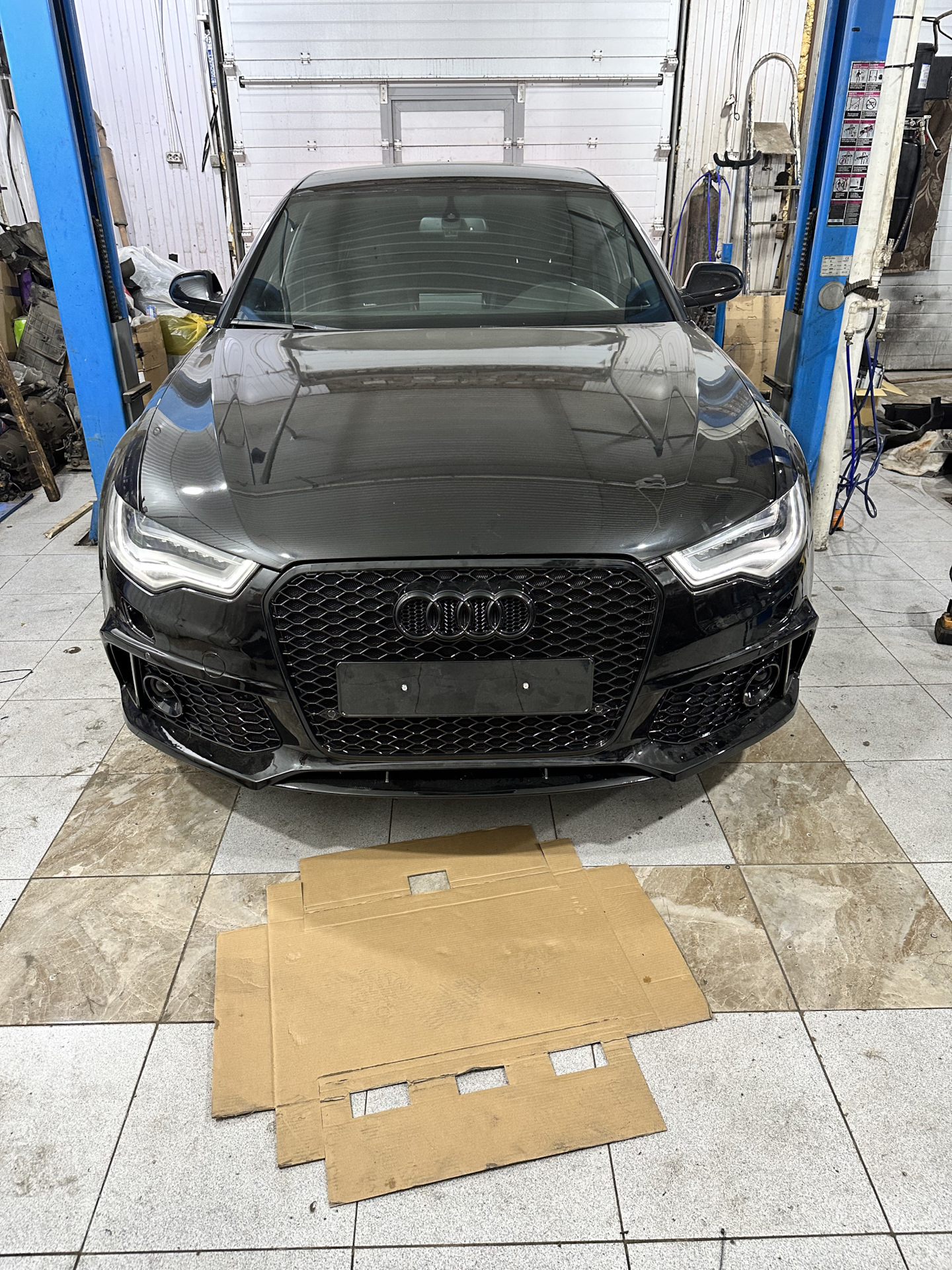 Китайский rs бампер — Audi A6 (C7), 3 л, 2011 года | тюнинг | DRIVE2