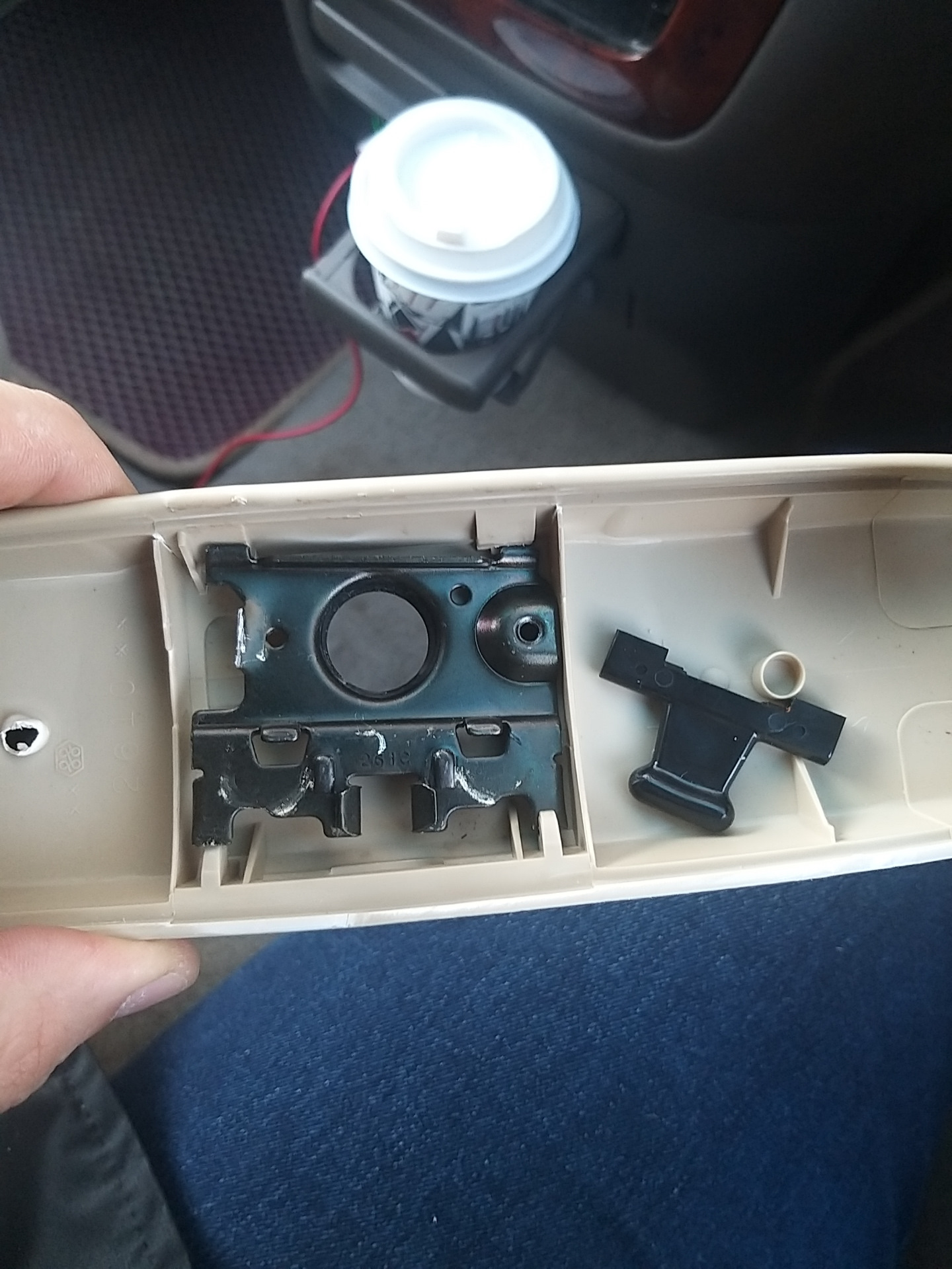 Установка салонного зеркала Lexus — Toyota Gaia, 2 л, 2001 года ...