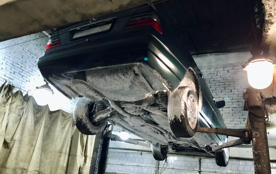 Мойка днища и антикор внутренних полостей Раст Стопом — Mercedes-Benz E ...