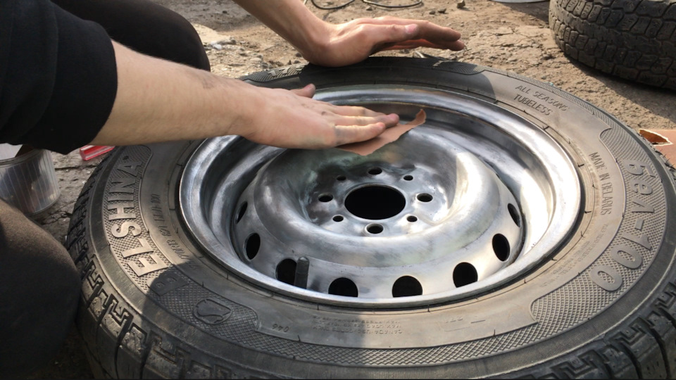 rQrcCL6TK8MXVjEayYM73x20vMU 960 Как красить штампы в черный