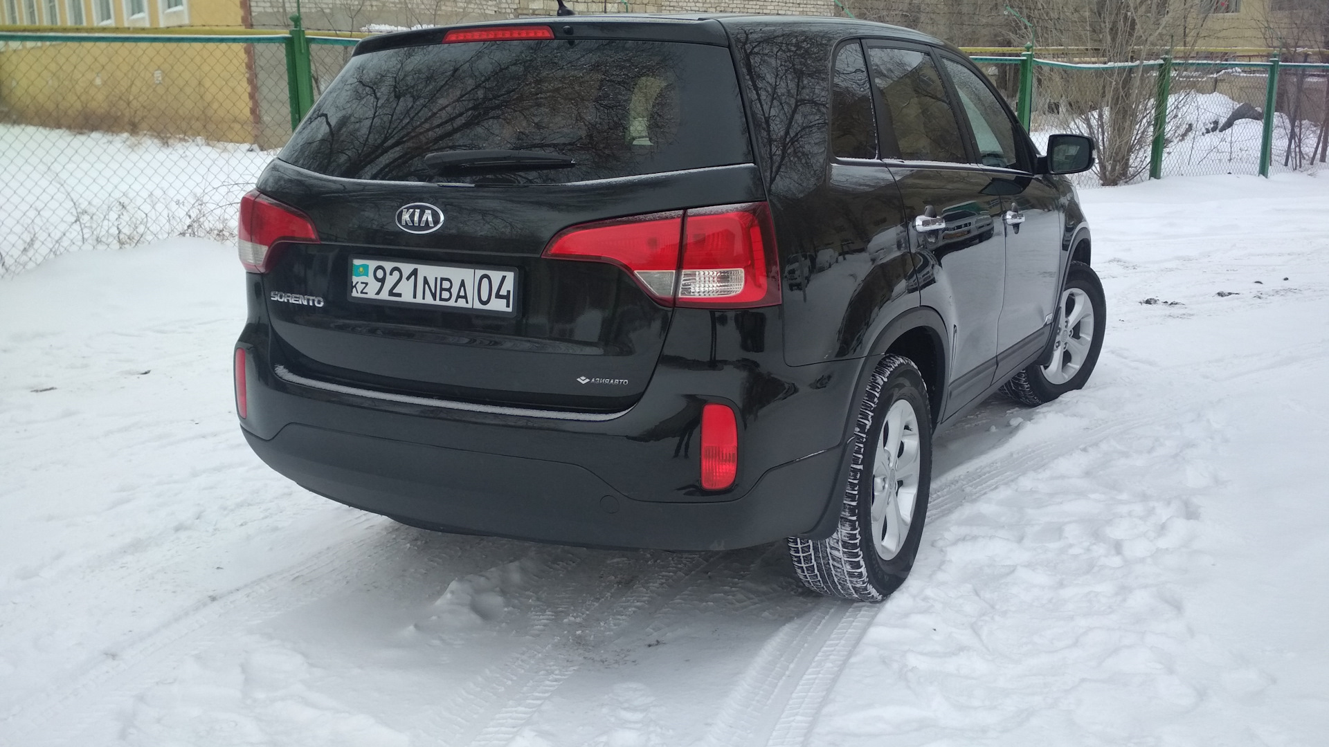 KIA Sorento (2G) 2.4 бензиновый 2013 | Чёрная корова на DRIVE2