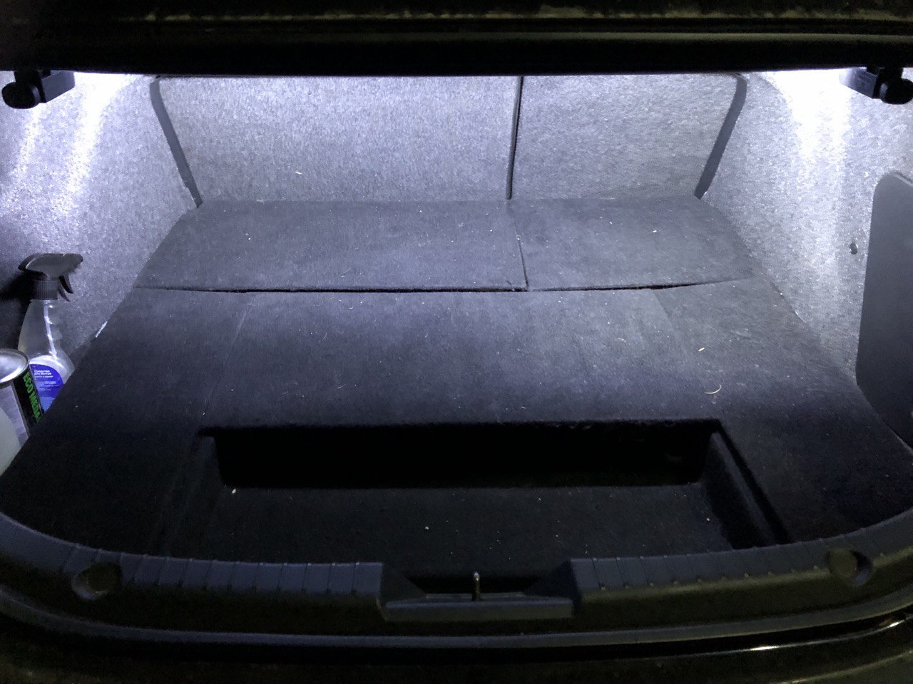 Багажник мазда 3 бк седан. АКПП поместится в багажник Мазда 3. Органайзер в багажное отделение Опель Антара drive2. Как крепится пластиковая панель багажника Мазда 3 седан.