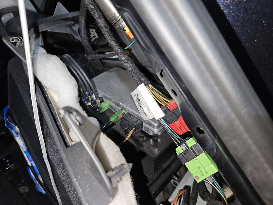 Отвалился AreaView (камеры 360), решаю вопрос — Volkswagen Touareg (2G ...