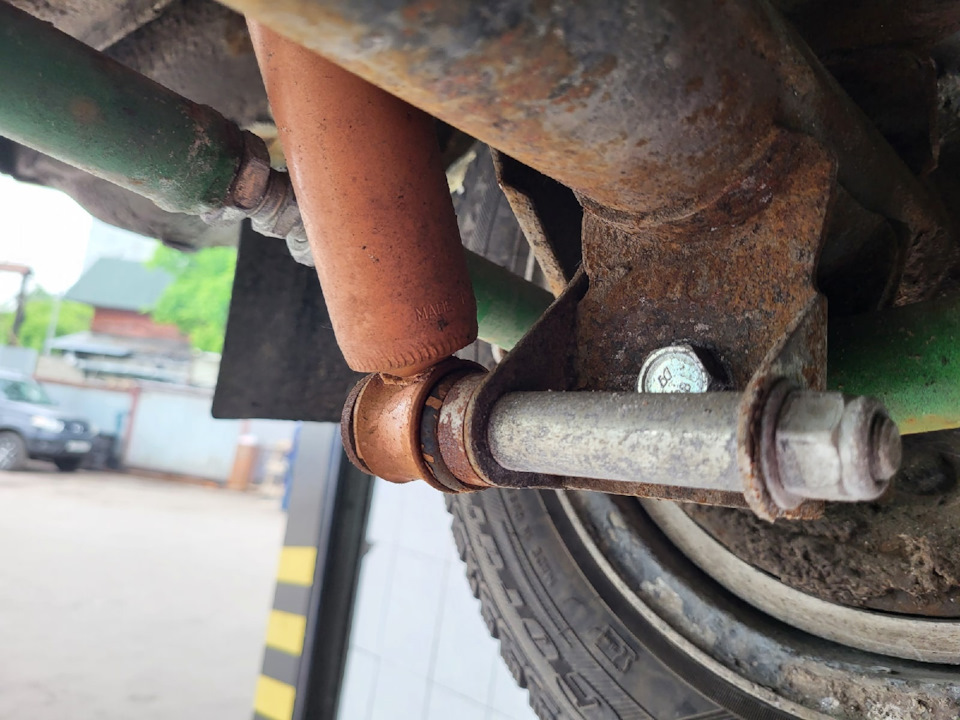 Бачок ВАЗ 21214 в ВАЗ 2101 и небольшие доработки. — Lada 21013, 1,2 л ...