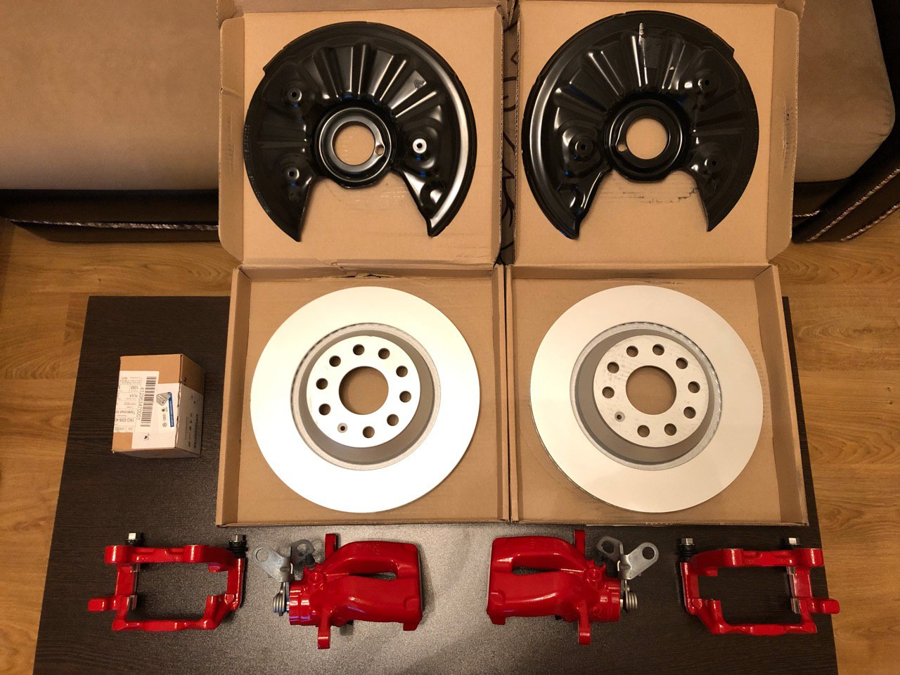 Установка OEM тормозов 340/310mm — Skoda Octavia A7 Mk3, 1,8 л, 2018 ...