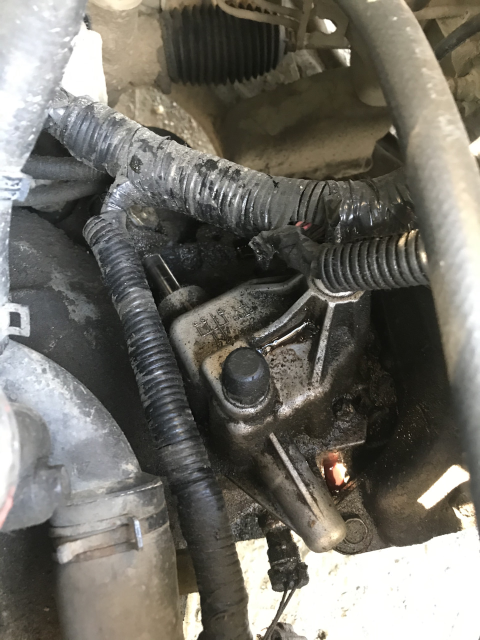 Как включить задний дворник на чери тигго - фото