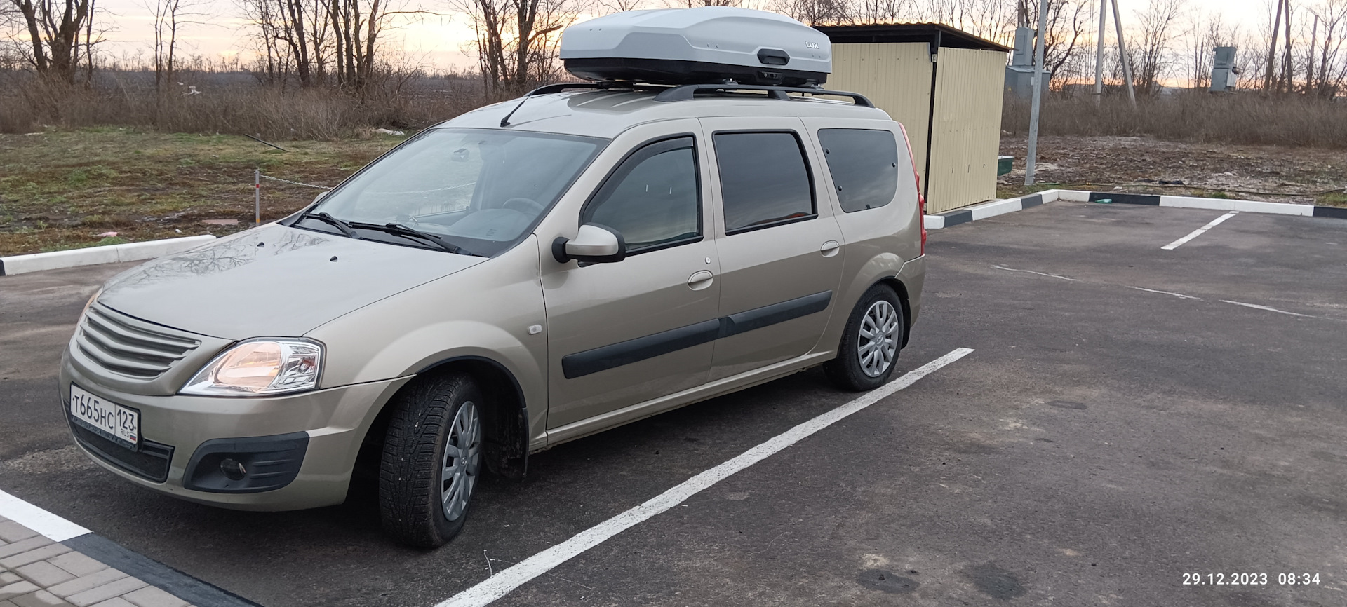 Автобокс — Lada Ларгус, 1,6 л, 2014 года | аксессуары | DRIVE2