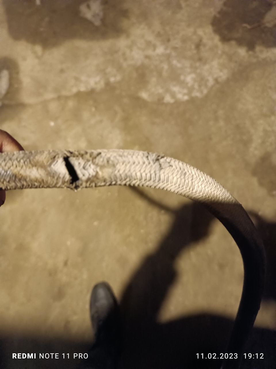 Начали плавать обороты и тугие тормоза — Lada 21124, 1,6 л, 2008 года ...