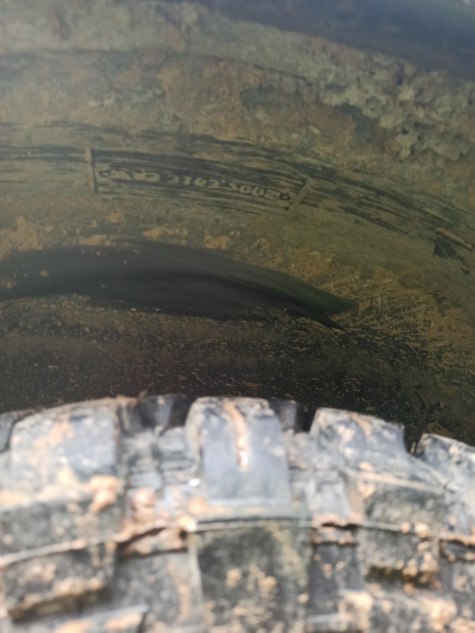 Удивительно, но колесо задело подкрылок — УАЗ Patriot, 2,7 л, 2012 года ...