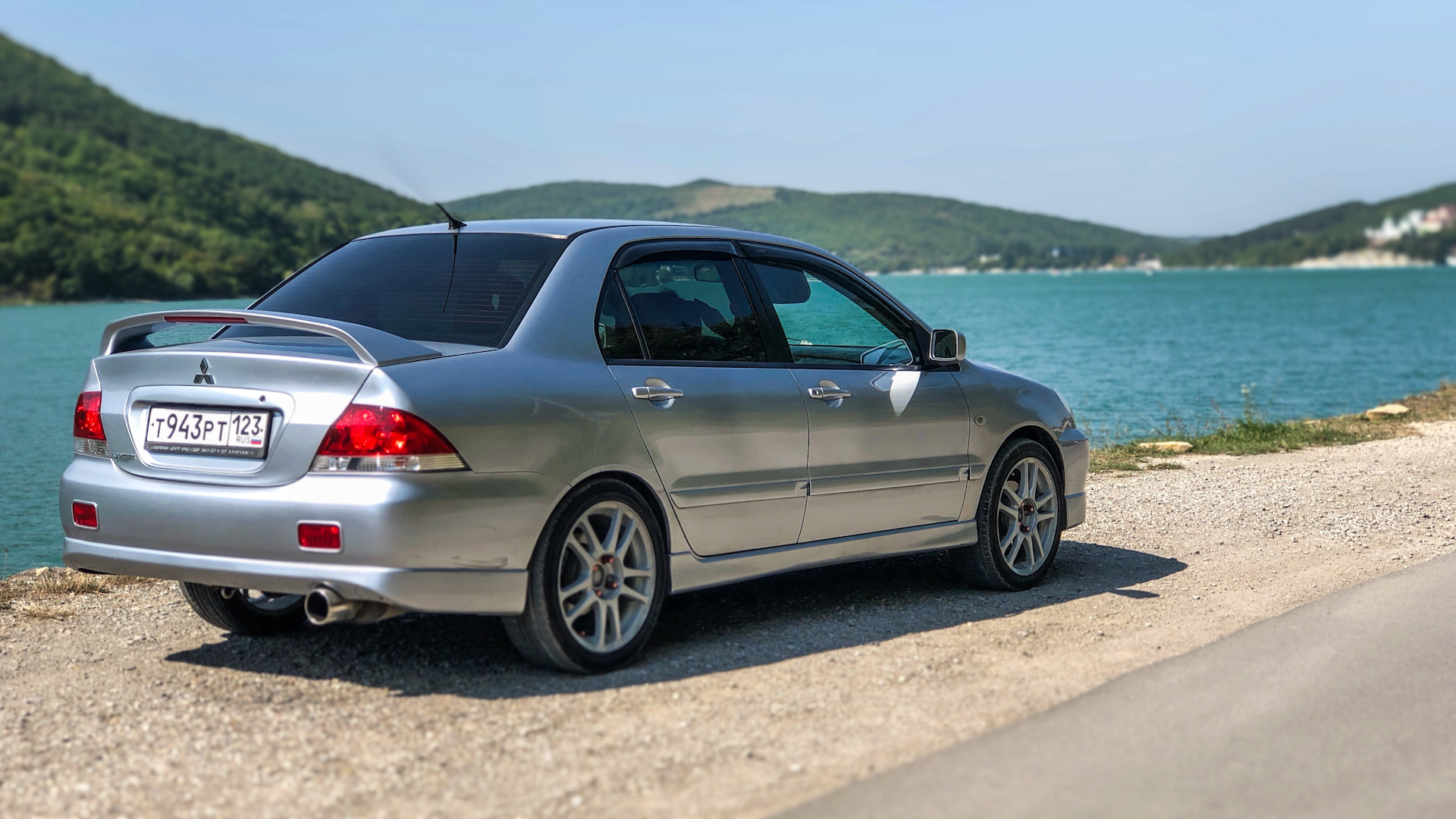 Mitsubishi Lancer IX 1.6 бензиновый 2005 | 