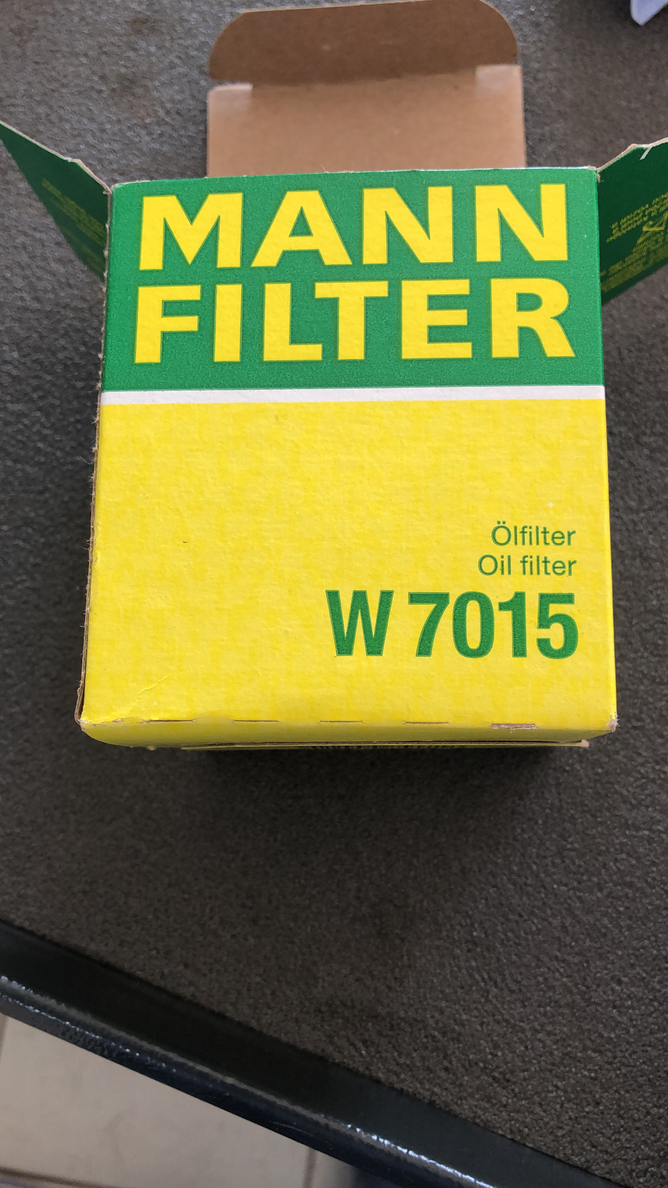 фильтр — Ford Mondeo IV. Запчасти на фото: W7015