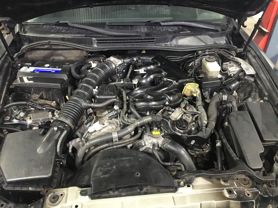 Lexus IS250 замена прокладок клапанных крышек, свечей зажигания. Масло ...