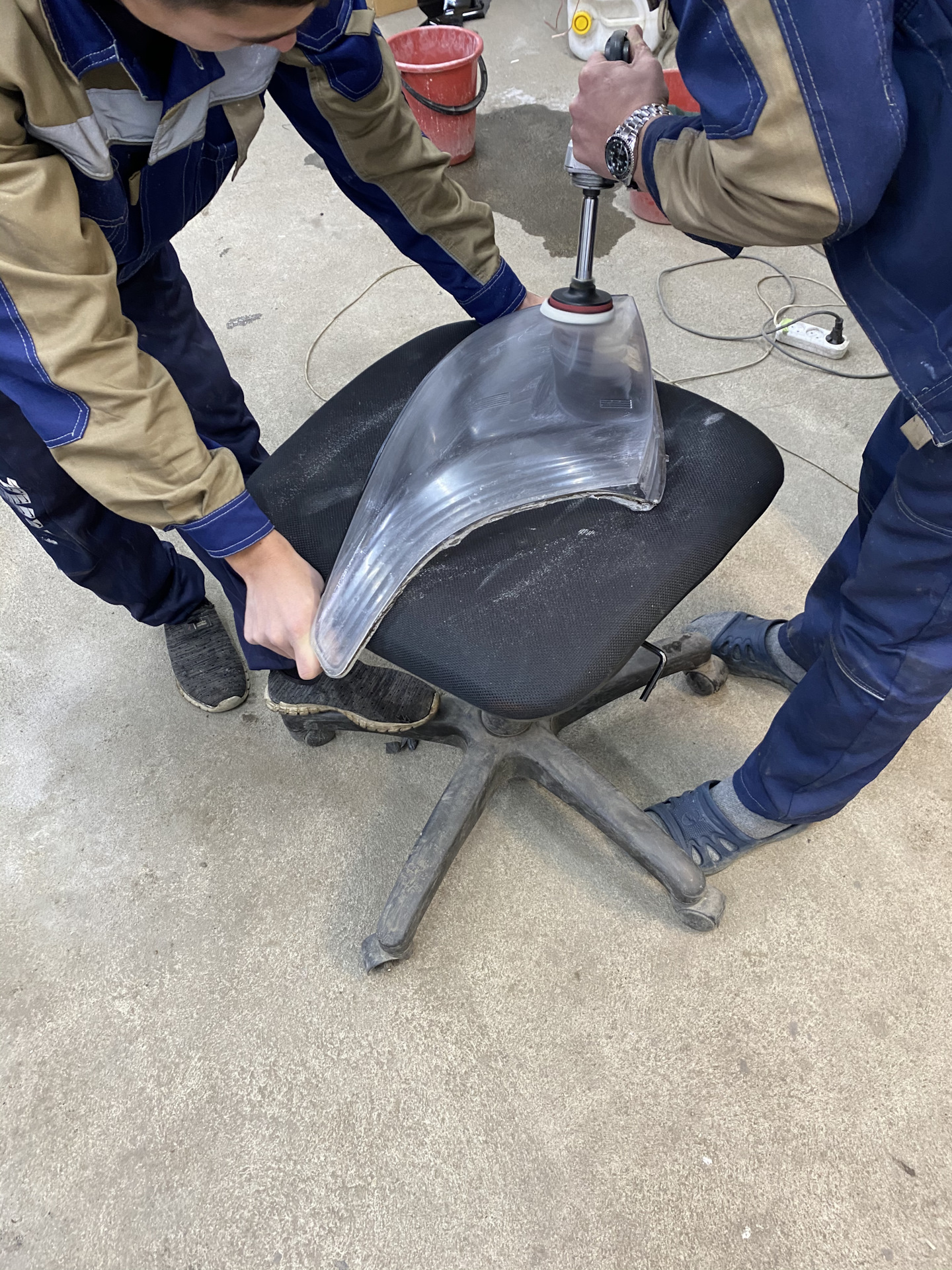 Установка линз в прадо 2.7 Араб — Toyota Land Cruiser Prado 120-series ...