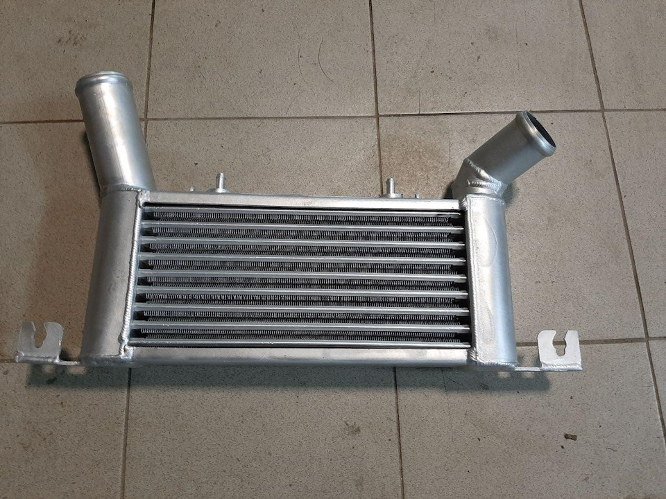 2 дизель. Интеркулер pajero. Интеркулер pajero. Интеркулер паджеро 2. Интеркулер мицубиси паджеро.