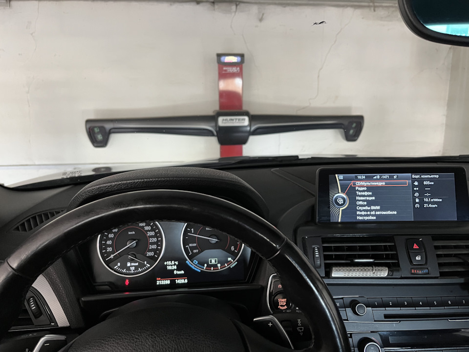 Обычная проверка и регулировка сход развала — BMW 1 series (F20), 2 л ...