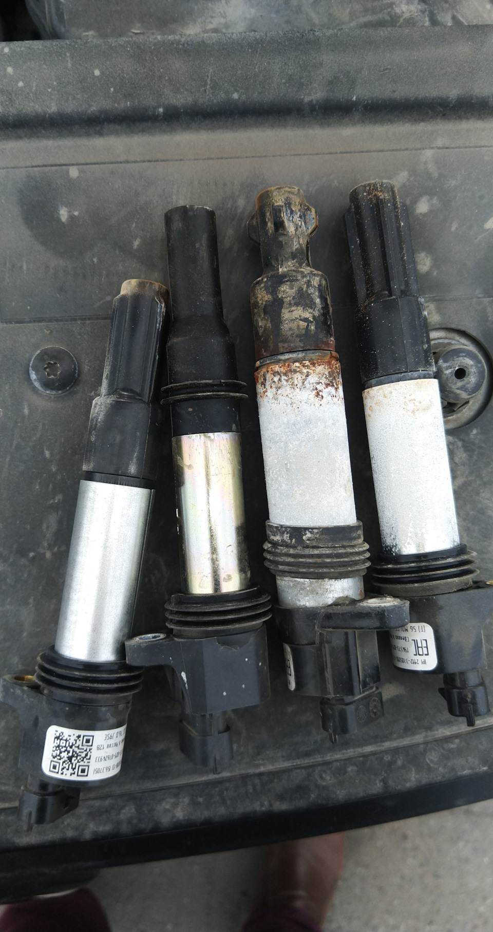 Особенно 3-ей. С такими вообще можно ездить? — Lada XRAY