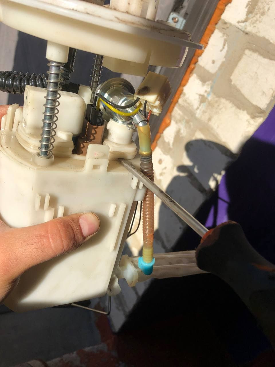 ТО 130 000. Замена топливного фильтра KIA CEED ED 2.0 — KIA Ceed (1G ...