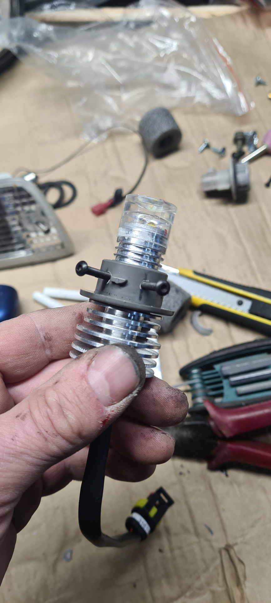 не долго думая модифицируем имеющееся изделие — Toyota RAV4 (I)