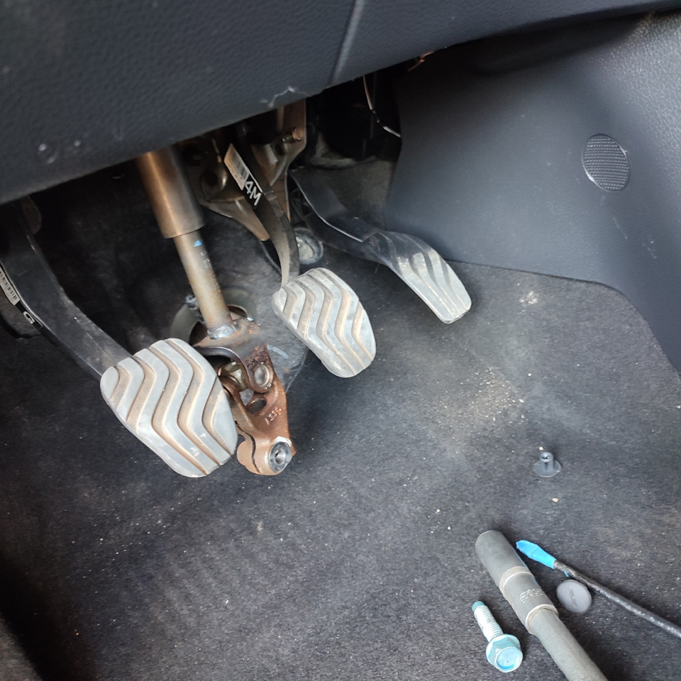 Скрип при вращении руля. — Nissan Qashqai (2G), 1,2 л, 2018 года ...