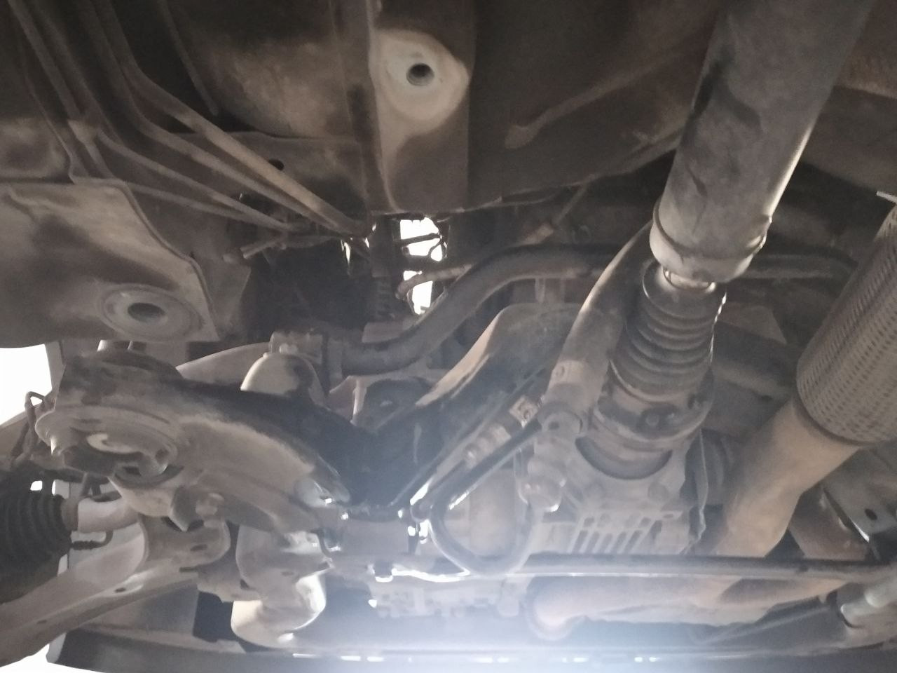 Потеет рулевая рейка (заработался) — Chevrolet Captiva (1G), 3 л, 2013 ...