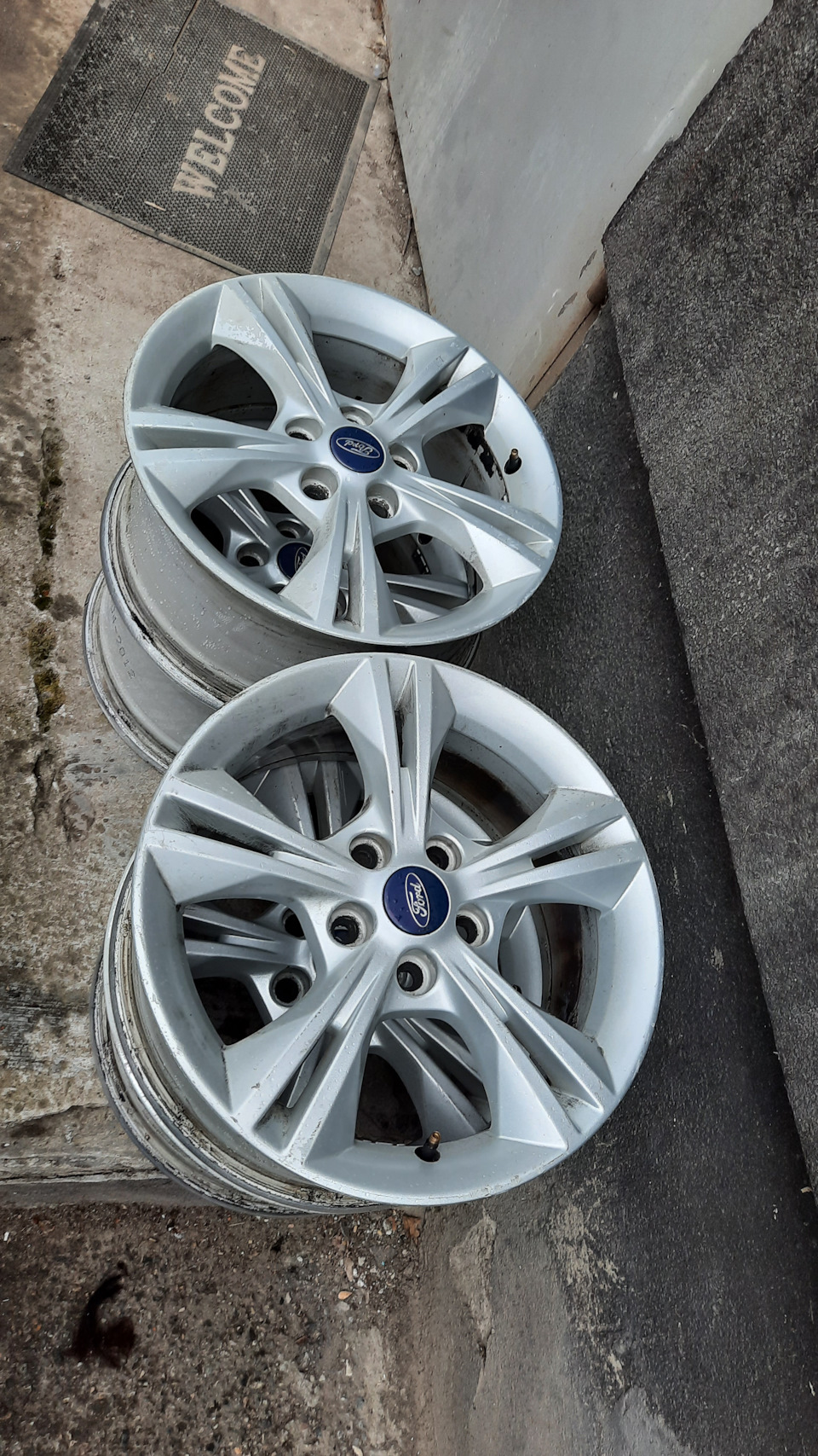 r16 на зиму — Ford Focus Hatchback III, 1,6 л, 2013 года | шины | DRIVE2
