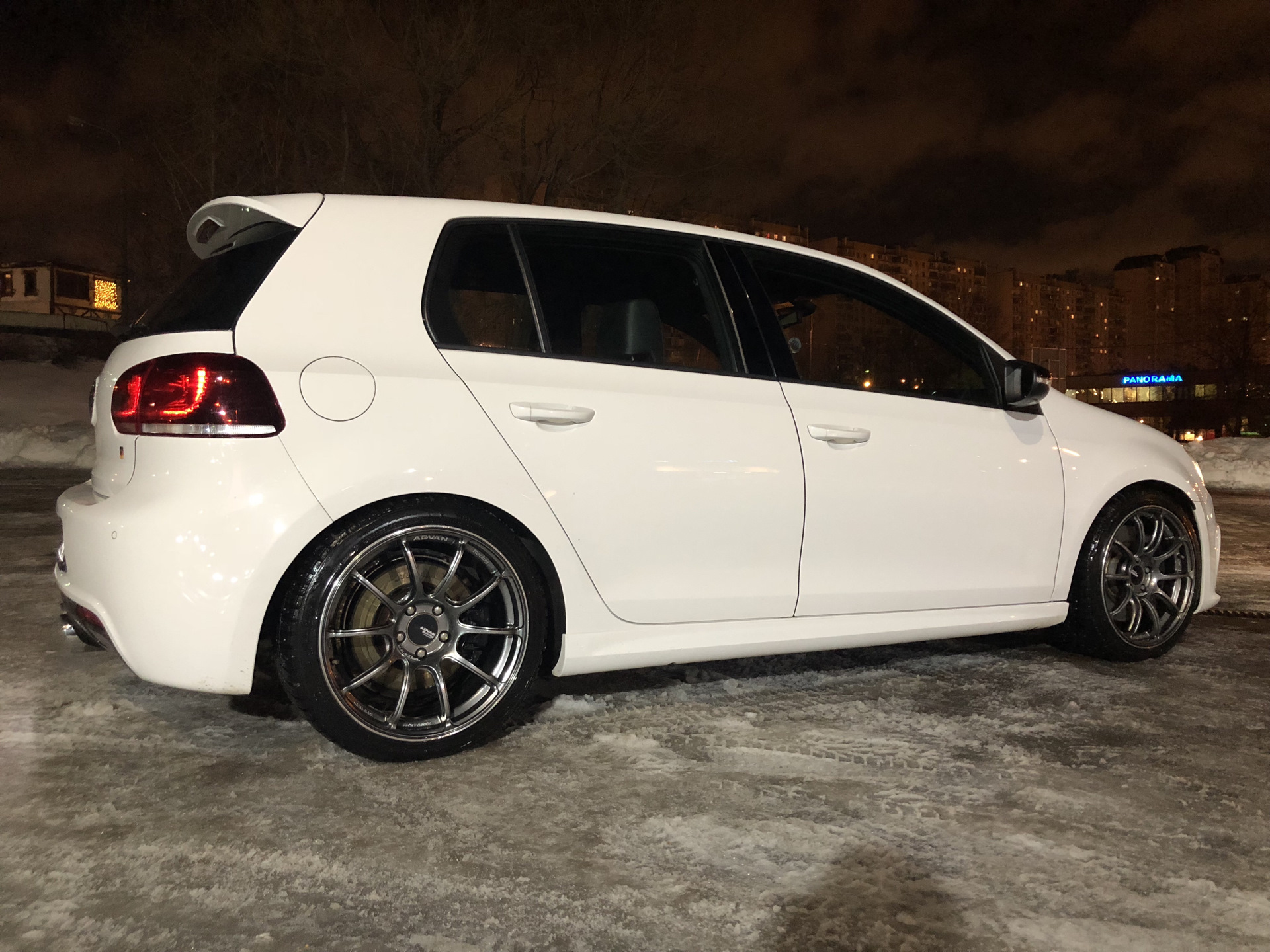 Volkswagen Golf 6 White