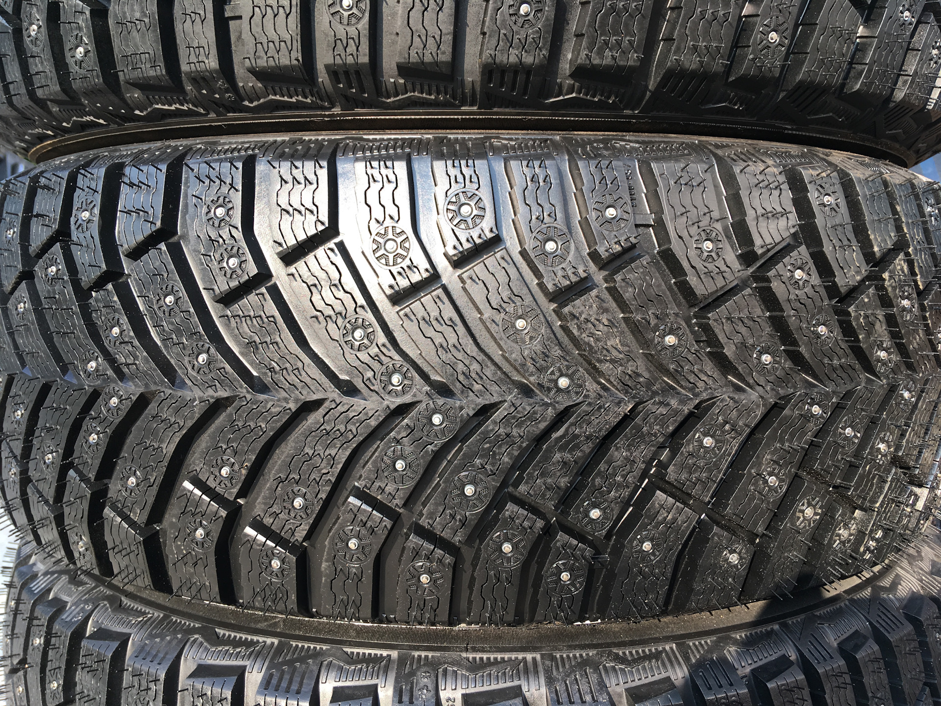 94t michelin x ice north. Мишлен Икс айс Норд 4. X-Ice North 4 275/45 r22 112t. X-Ice North 4 285/40 r22 110t.