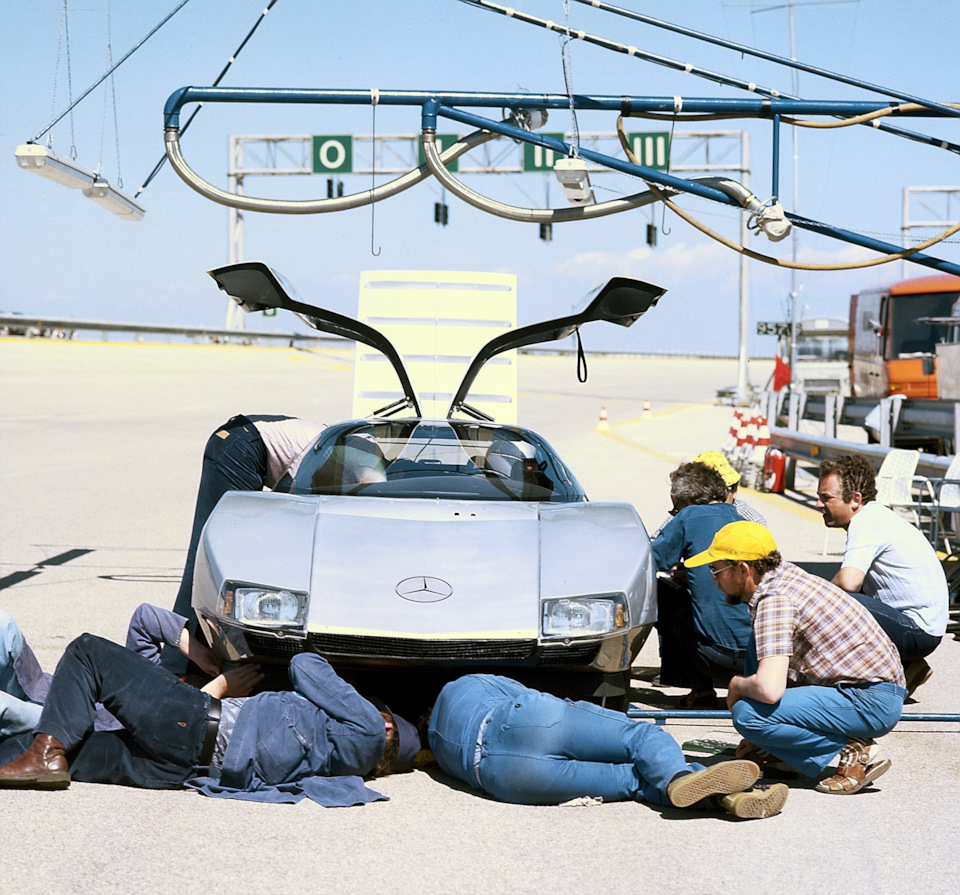 Автомобиль, который творил историю: удивительный прототип Mercedes C 111 —  «Новые модели и концепты» на DRIVE2