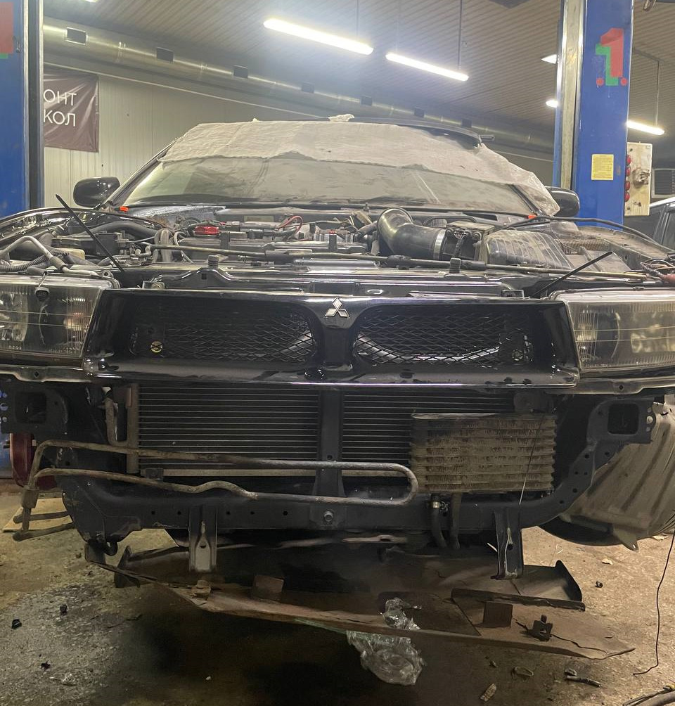 мордочка собирается — Mitsubishi Galant (8G)