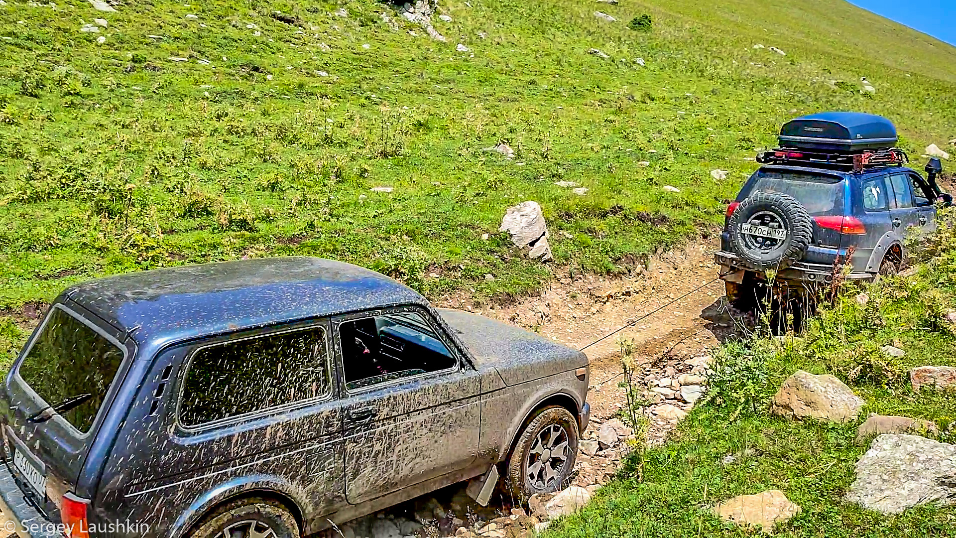 Северный Кавказ. От Канжола до Джилы-Су. Спасение порванной Нивы. —  Mitsubishi Pajero Sport (2G), 3,2 л, 2008 года | путешествие | DRIVE2