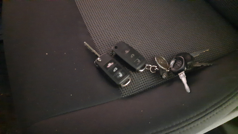 Ремонт ключа зажигания — Volkswagen Jetta VI, 2,5 л, 2011 года | своими ...