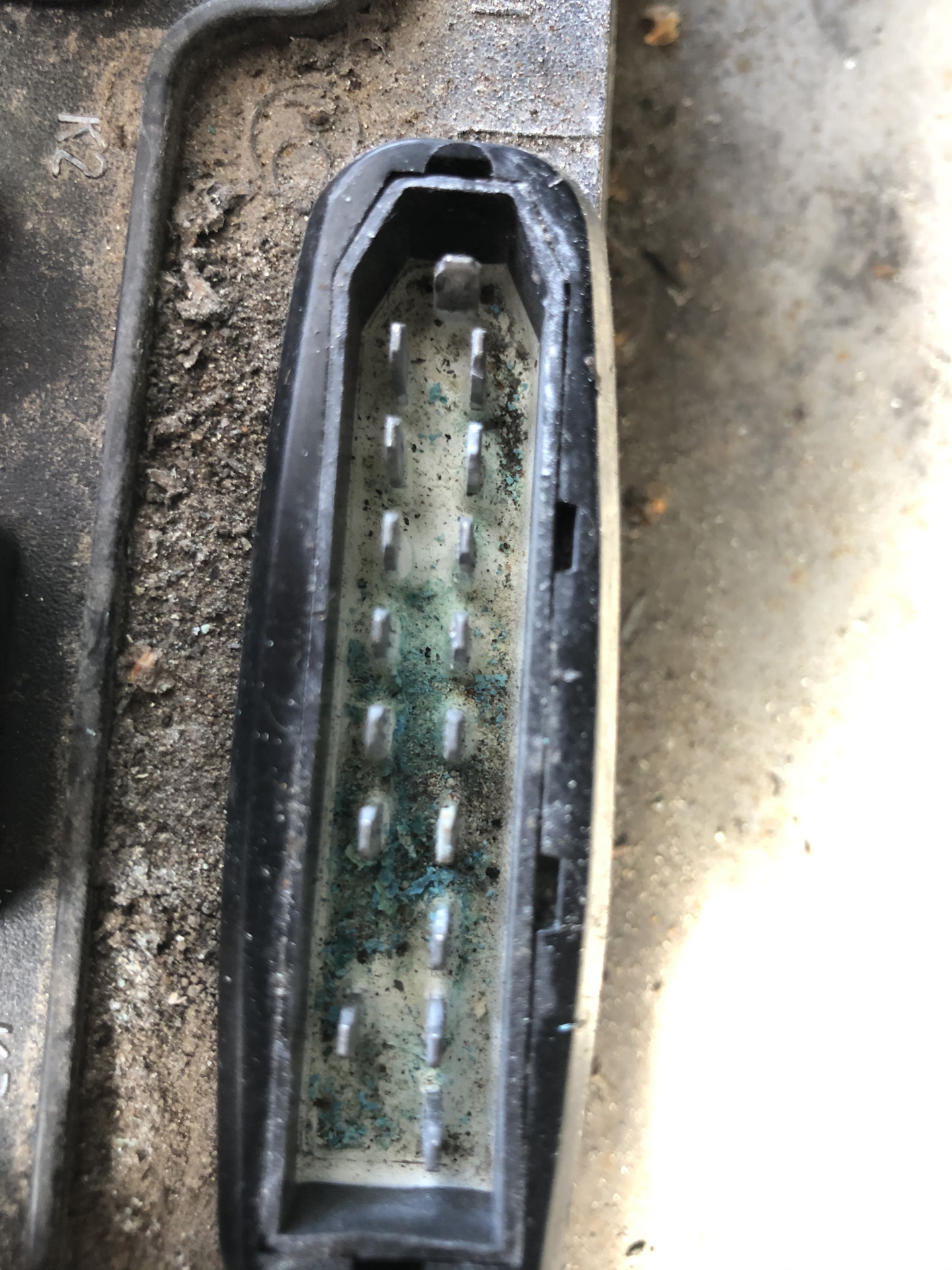 Замена монтажного блока — Lada 2114, 1,5 л, 2007 года | своими руками ...