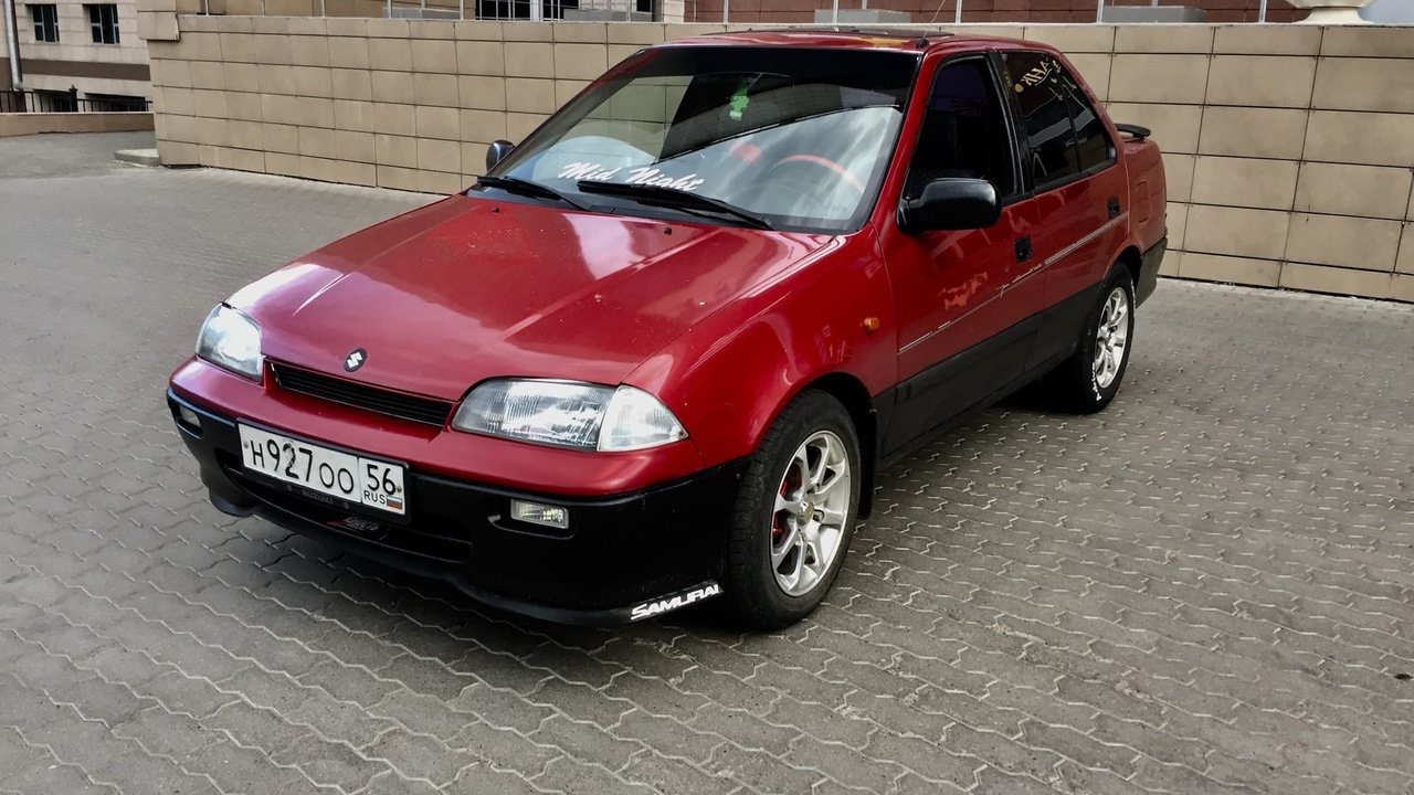 Suzuki Swift (1G) 1.6 бензиновый 1994 | 1.6 GLX Красная бестия на DRIVE2