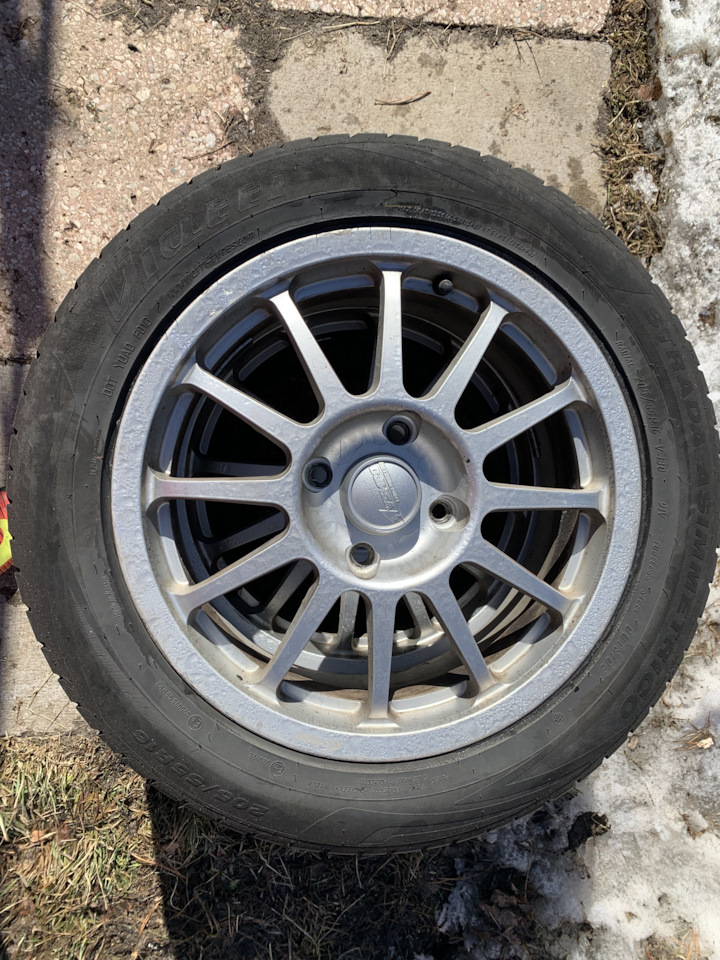 Шины летние Viatti 205/55 R16, кованые диски ВСМПО 7Jx16 ET45 4x114,3 ...