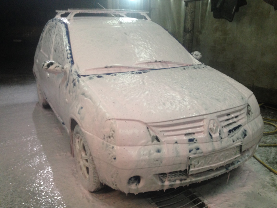 Фото в бортжурнале Renault Logan (1G)