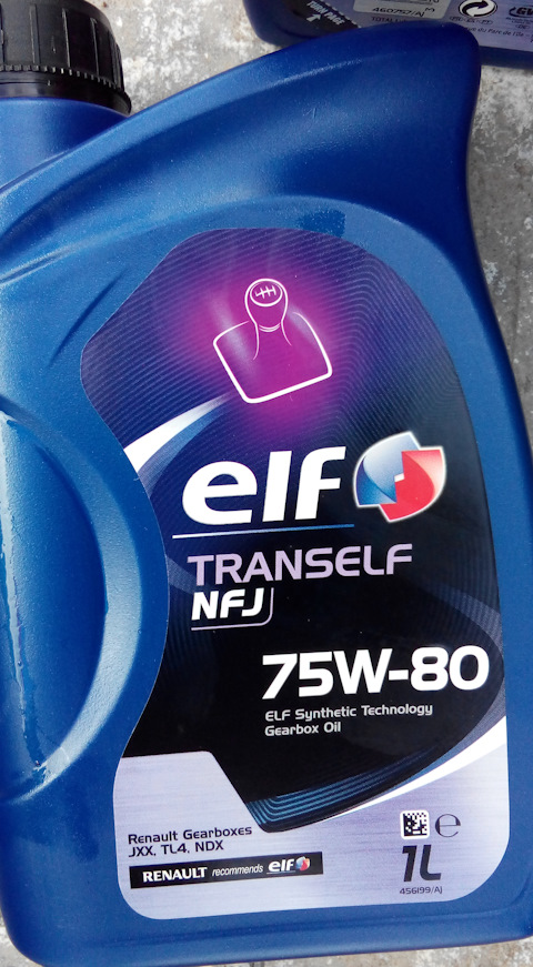Трансмиссионное масло elf купить. 194757 Elf масло. Трансмиссионное масло Elf Renaultmatic d2. Tranself TRJ 75w-80 артикул. Elf Renaultmatic d3 syn 75w-90.