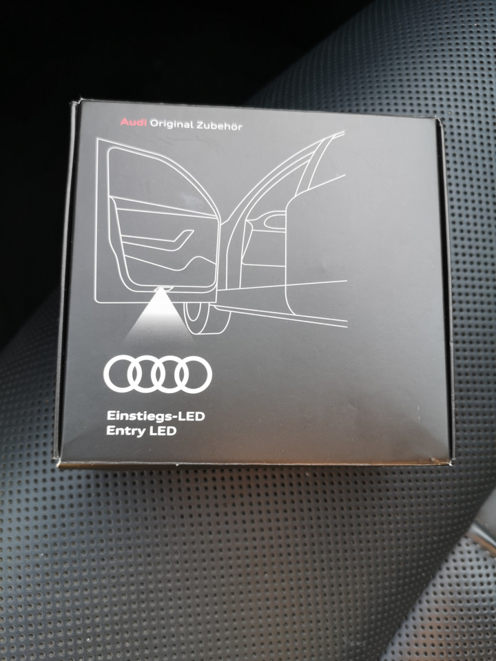 Подсветка порога на Audi A8 (D4), Audi A7 Sportback (2G), Audi A5 (2G ...