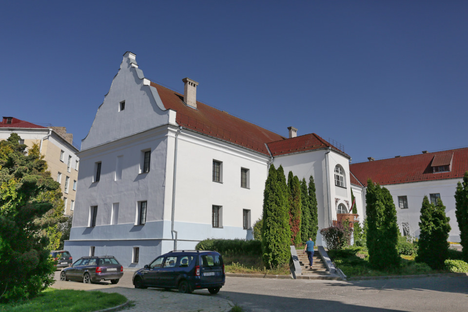 Фото в бортжурнале Toyota Sequoia (1G)