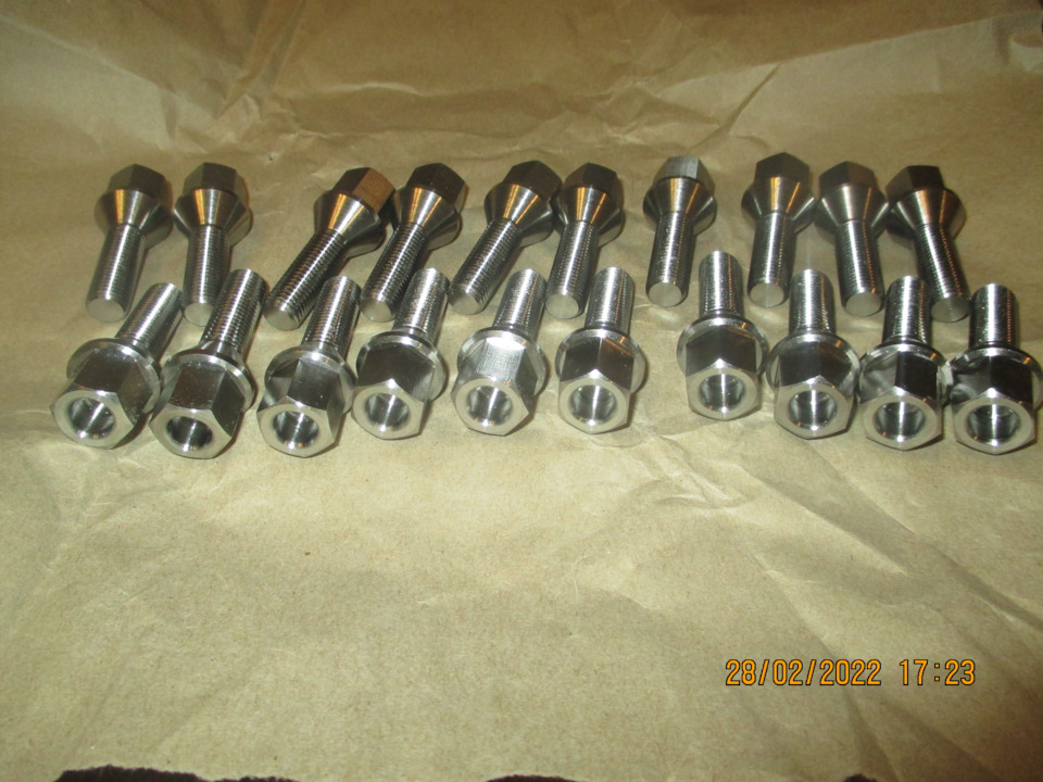 Титановые болты и 21 стиль не как у всех — BMW 5 series (E34), 2,8 л ...