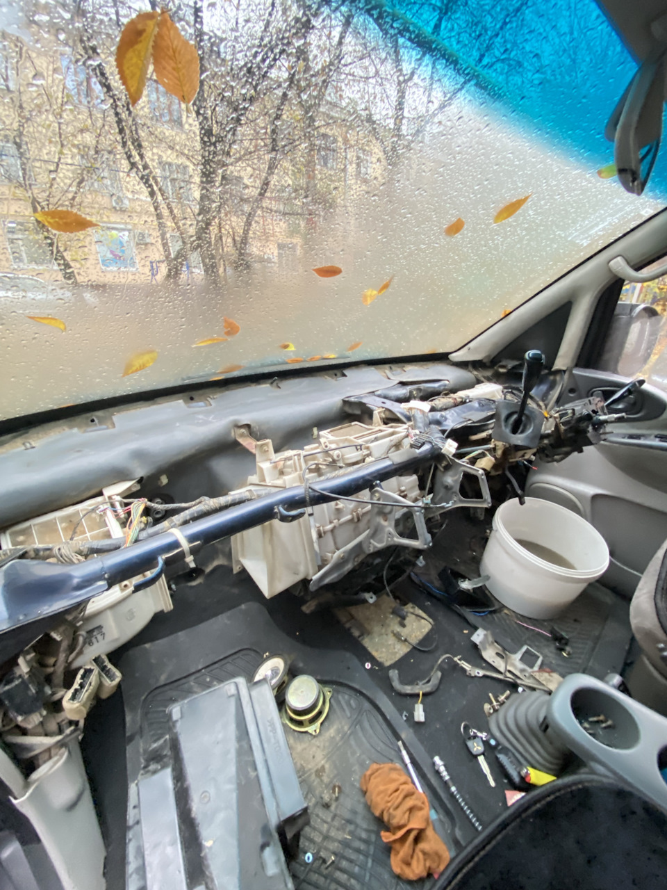 Фото в бортжурнале Mitsubishi Delica (L400)