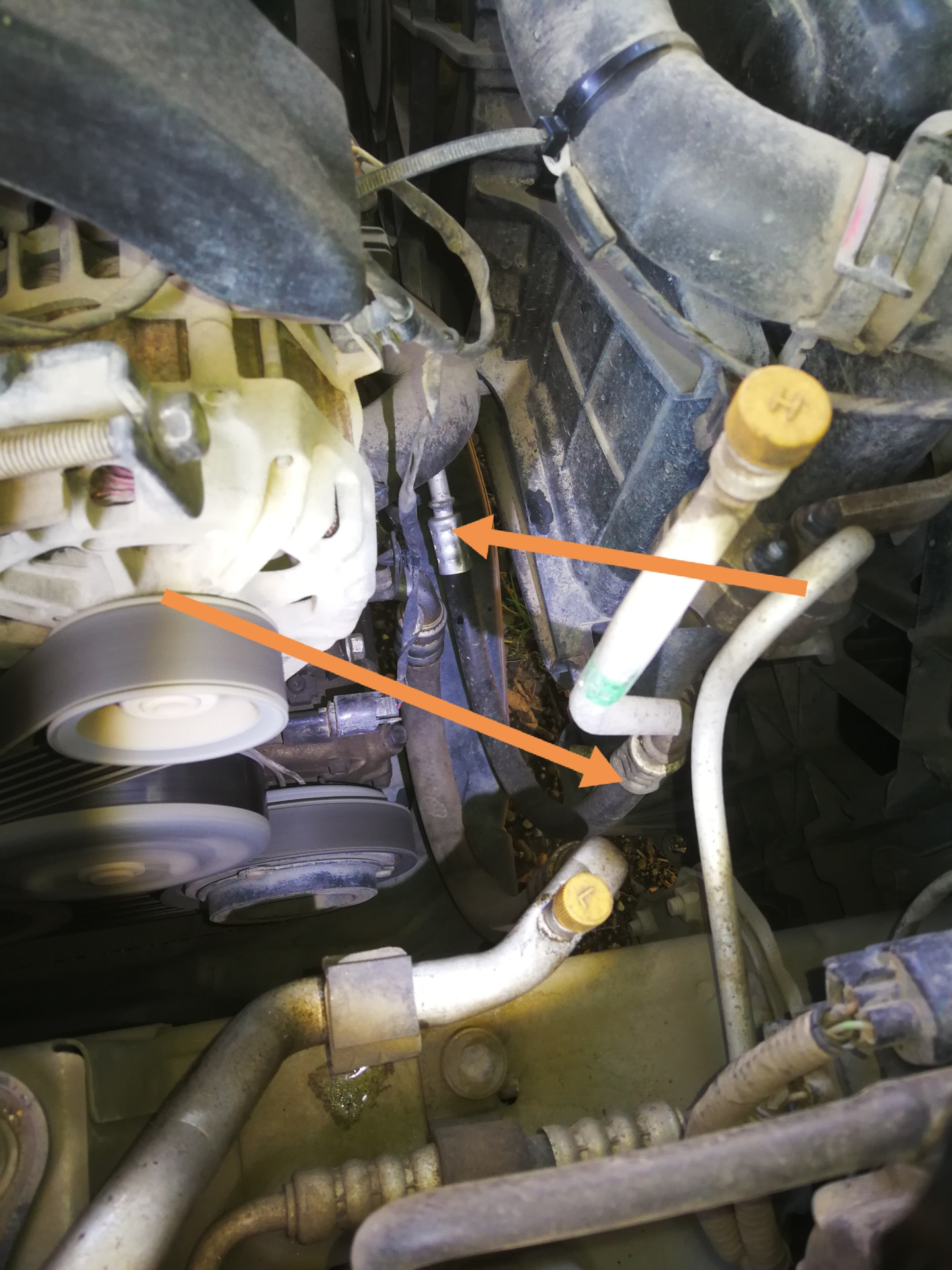 Перестал холодить кондиционер в машине. Радиатор испарителя кондиционера камаз. Перестал холодить кондиционер в машине. Схема двухконтурной системы кондиционирования автомобиля. Принцип работы системы кондиционирования схема.