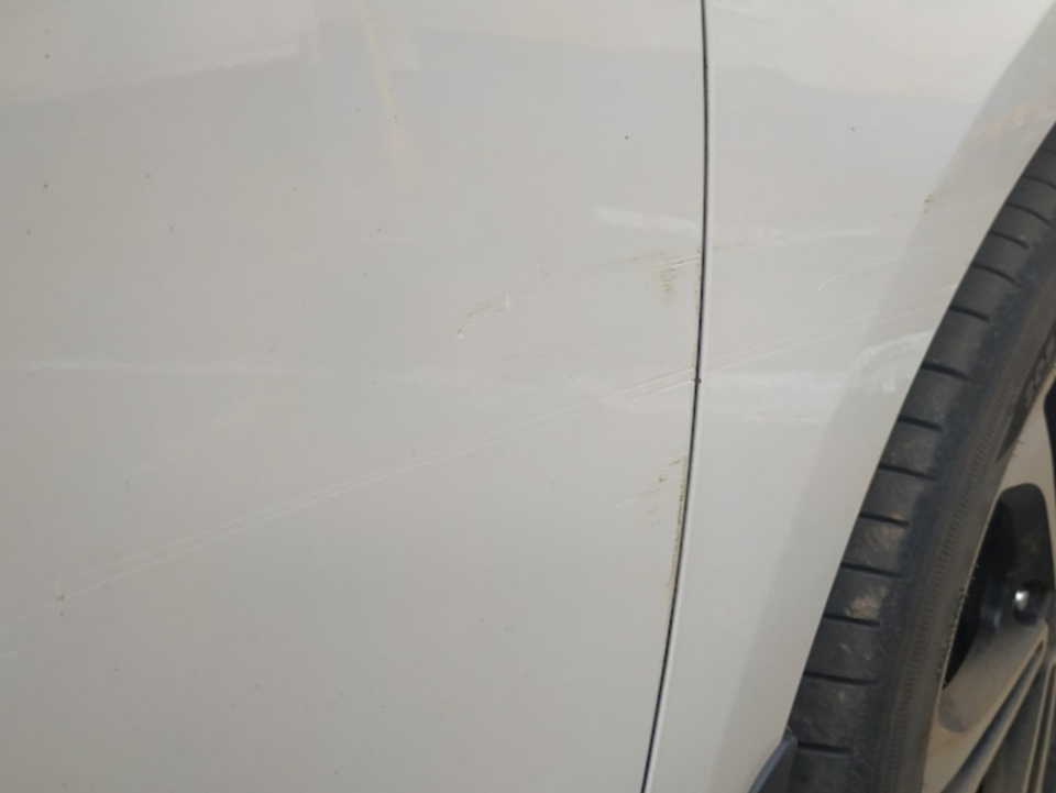 Ремонт сколов, трещин, царапин на кузове автомобиля: особенности процедуры