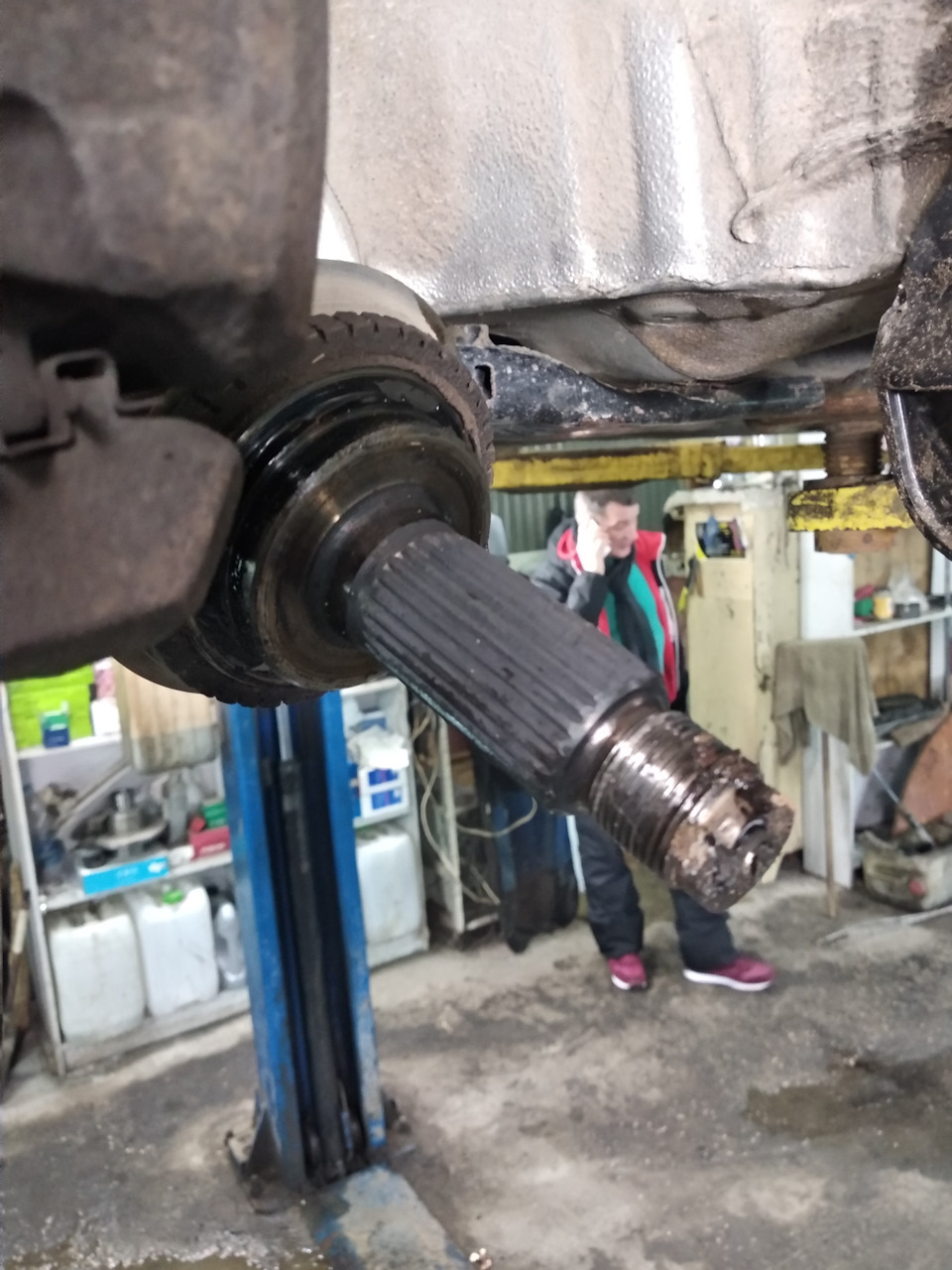 Замена пыльников внутреннего ШРУСА (трипоида), переднего привода ...