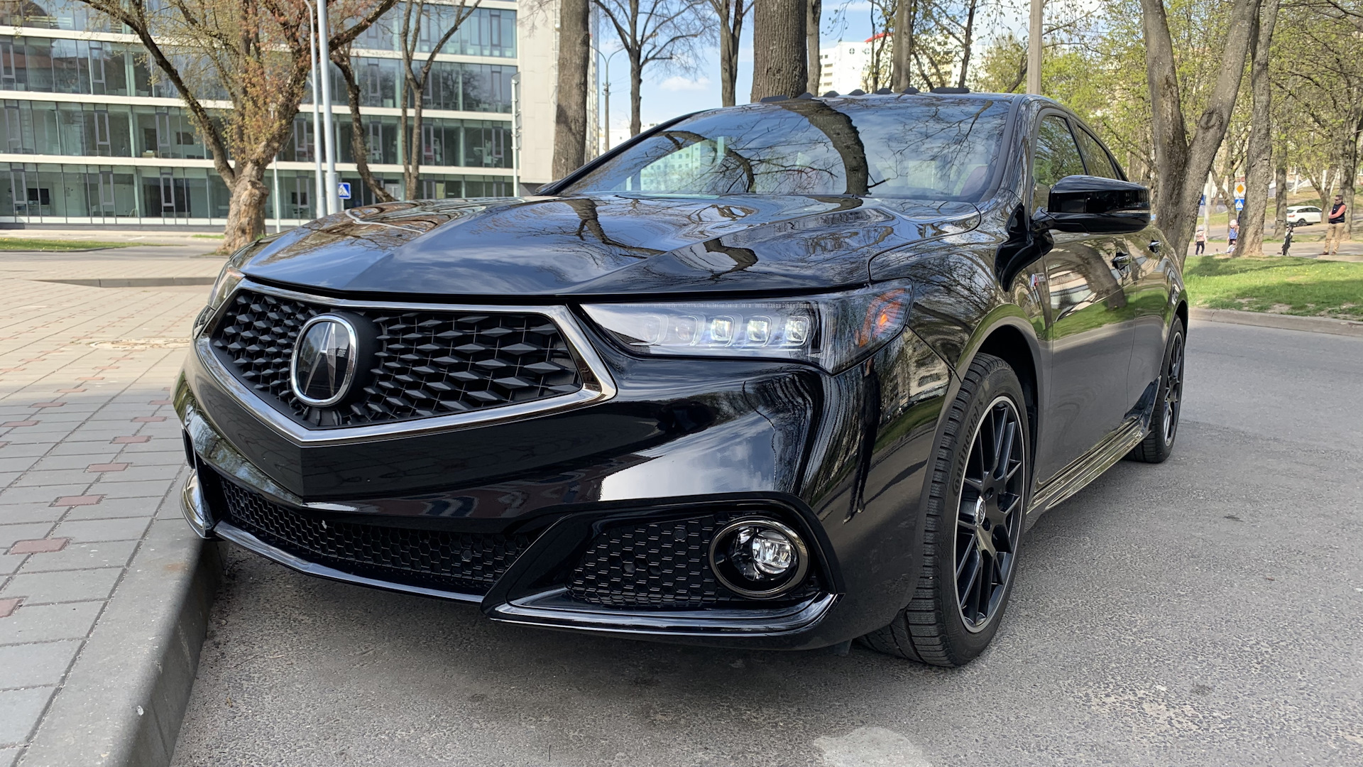 Обзор Acura TLX 3.5L V6 SH-AWD 2015: характеристики, отзывы, цены