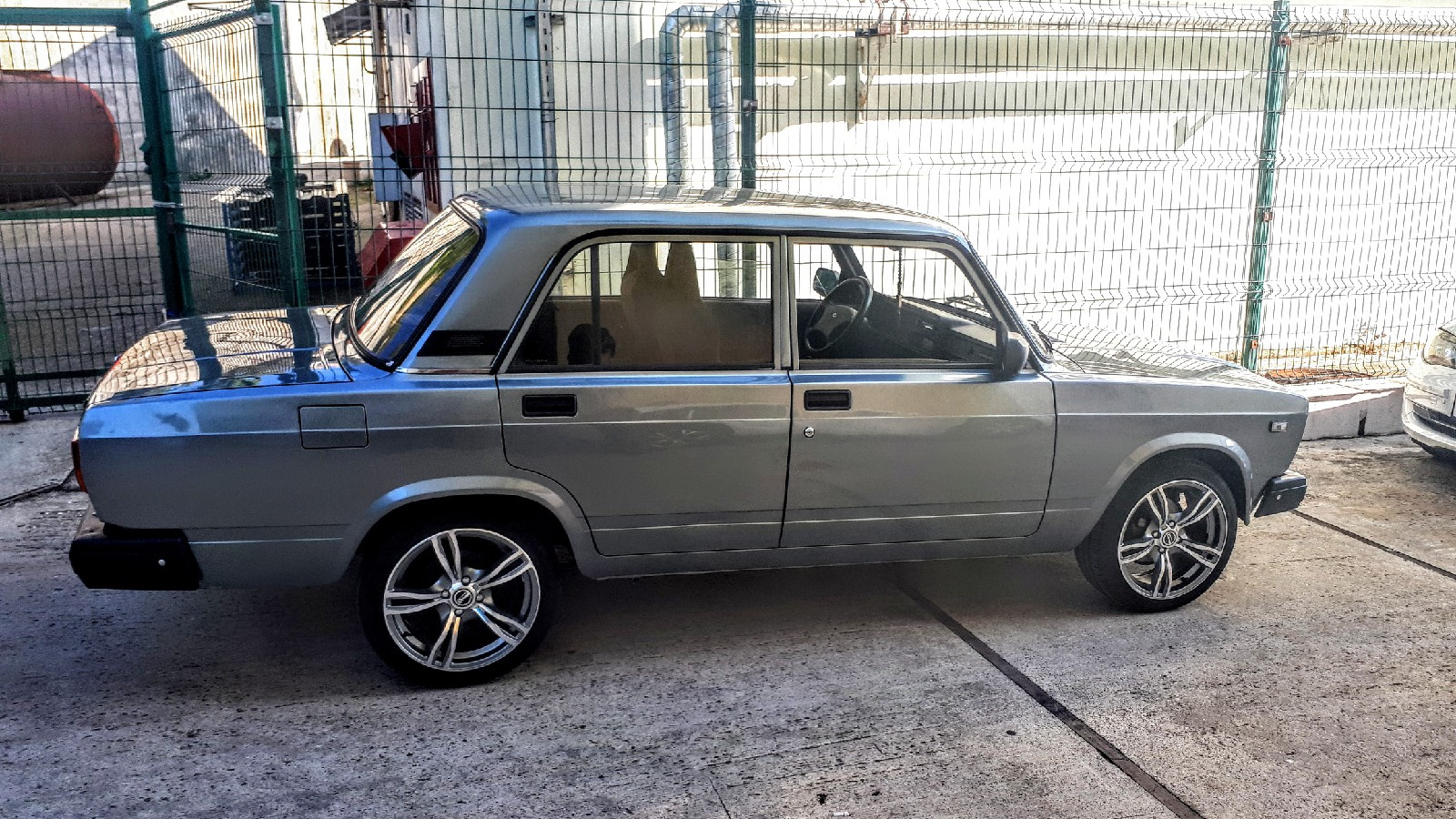 Авито сочи 2107. Авито сочи 2107. 2107 к 660аы 35. Ваз 2107 цвет сочи. Ваз 2107 цвет сочи.