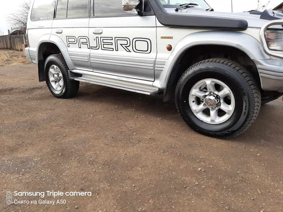 Новые колёсики или как прикатать шипы — Mitsubishi Pajero (2G), 2,8 л ...
