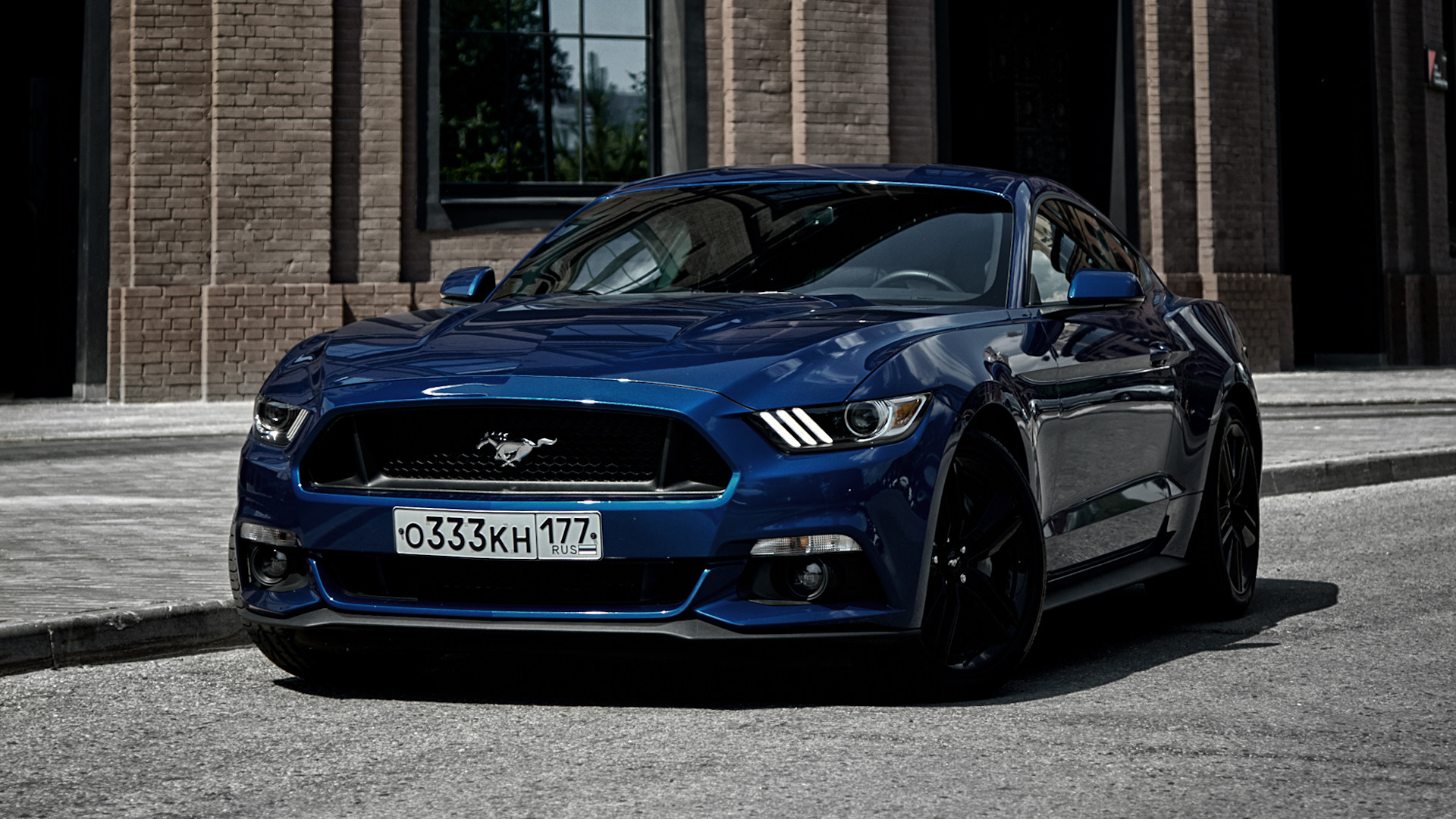 Ford Mustang (6G) 2.3 бензиновый 2017 | Идеальный Синий на DRIVE2