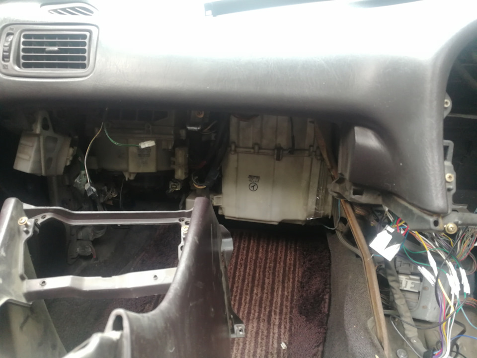 Печка не переключает на холодный воздух. — Toyota Carina ED (3G), 2 л ...